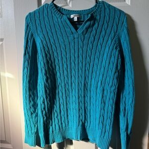 Croft & Barrow Women’s V-Neck Sweater in Teal